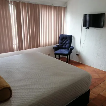 Global Airport Inn-2